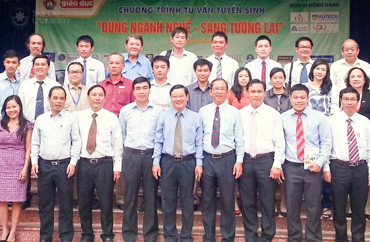 Kết thúc Hành trình "Đúng ngành nghề, sáng tương lai" năm 2015 1 tay thanh3