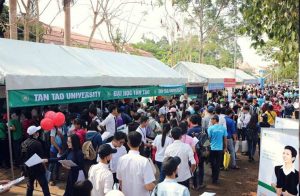 Giỏi tiếng Anh mới xin được việc 1 ts 0112