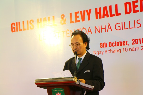 Tri Ân GS. Gillis và GS. Levy tại Lễ đặt tên hai toàn nhà ĐH Tân Tạo 1 IMG 6836