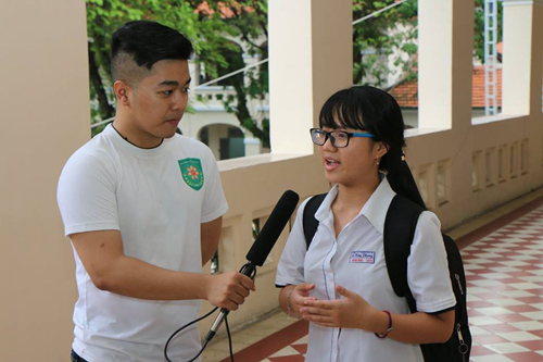 Hàng nghìn thí sinh dự thi Ươm mầm tài năng y khoa 1 hang nghin thi sinh du thi uom mam tai nang y khoa 1