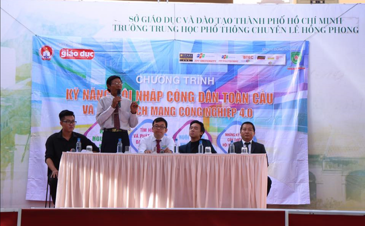 Thư Chúc Tết gửi Quí Giảng Viên, Sinh Viên, Phụ Huynh Đầu Năm Mậu Tuất 2018 13 h14