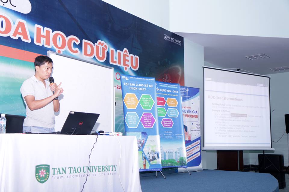 Data science – development trend of the era 4 khoa hoc 03