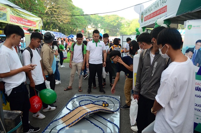 Tan Tao University “exploded” in “The Admission Counseling and Vocational Guidance Festival 2019” 11 tvts 10