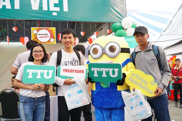 Tan Tao University “exploded” in “The Admission Counseling and Vocational Guidance Festival 2019” 12 tvts 11