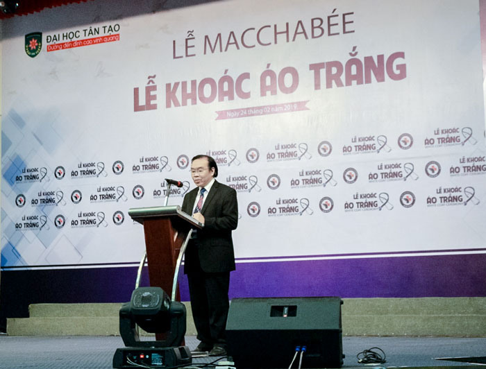 Tan Tao University organized Macchabée ceremony to express gratitude to those who donated their bodies and white coat ceremony for first-year medical students 2 Macchabee 02