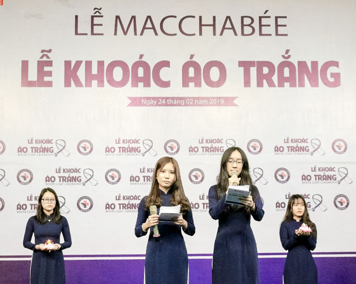 Tan Tao University organized Macchabée ceremony to express gratitude to those who donated their bodies and white coat ceremony for first-year medical students 4 Macchabee 04