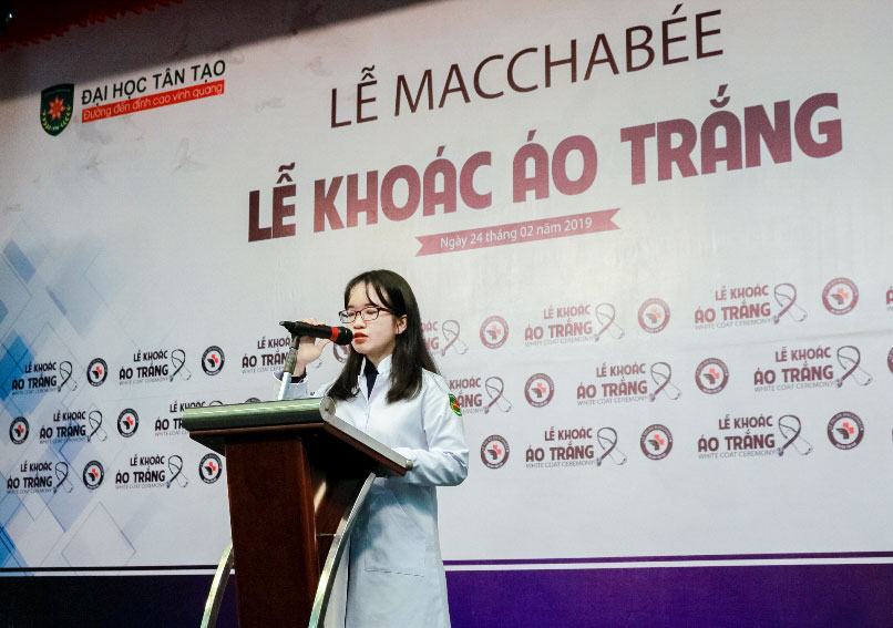 Tan Tao University organized Macchabée ceremony to express gratitude to those who donated their bodies and white coat ceremony for first-year medical students 7 Macchabee 07