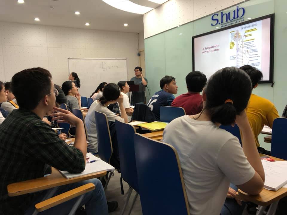 Dr. Ernest F. Talarico Jr., Associate Professor of Anatomy & Cell Biology at the Indiana University School of Medicine, USA, Visited Tan Tao University. 5 Talarico 05