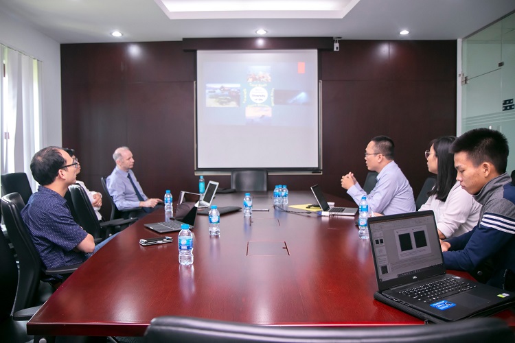 Prof. Anthony Rhodes's visit at TTU: The potential for Collaboration toward Breakthroughs in Cancer & Genomics Research 4 GS Anthony Rhodes 04