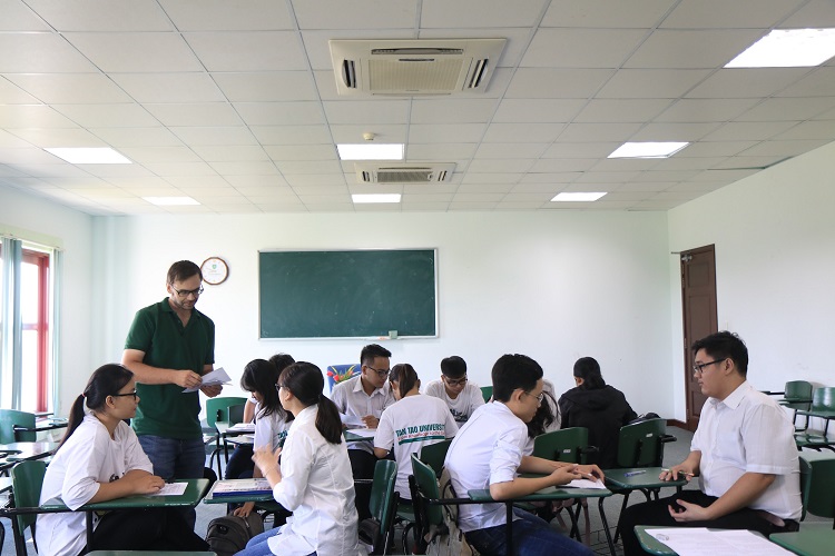 SEC: Hands on to renew your skills 1 SEC 01