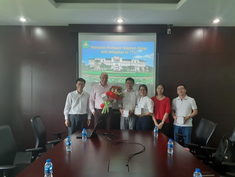 Dr. Doan Van Khanh: Scientific Research – Bring Home The Glory 3 Doan Van Khanh 03