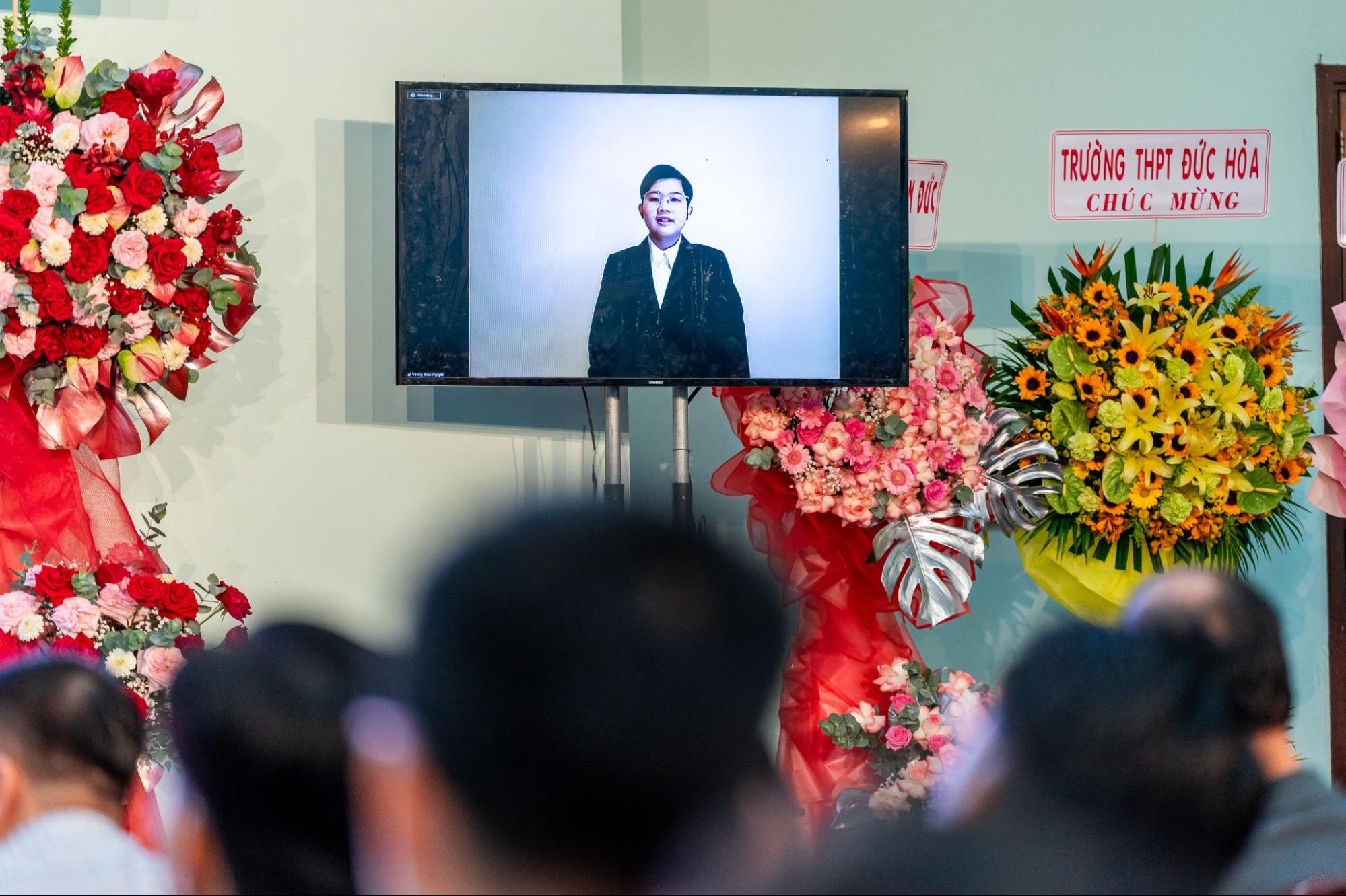 New Bachelor Vuong Thao Nguyen won the TTU President's Honor Award 2 image3 2