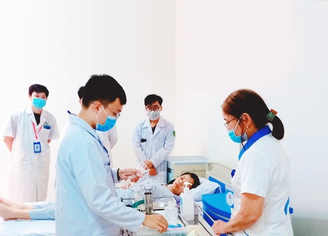 Thông tin nổi bật về ngành Y khoa và cơ hội việc làm 9 Hoc nganh y khoa
