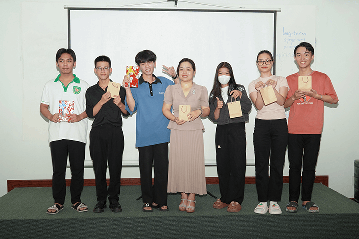 Seminar “Tầm quan trọng của việc đọc sách đối với sinh viên” 6 chia se tips doc sach huu ich