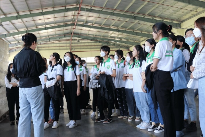 Sinh viên TTU trưởng thành từ "giảng đường doanh nghiệp" 5 Dai hoc Tan Tao doanh nghiem