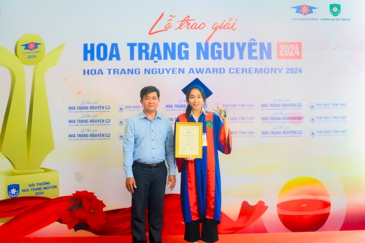 Lễ trao giải Hoa Trạng Nguyên lần thứ 13, năm 2023 - 2024 11 Giai thuong Hoa Trang Nguyen 2024