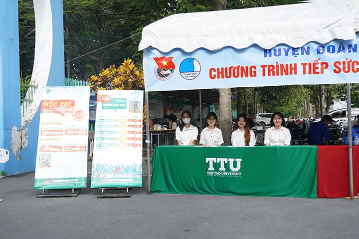hoat dong tiep suc cho si tu trong ky thi thpt quoc gia 2024 2