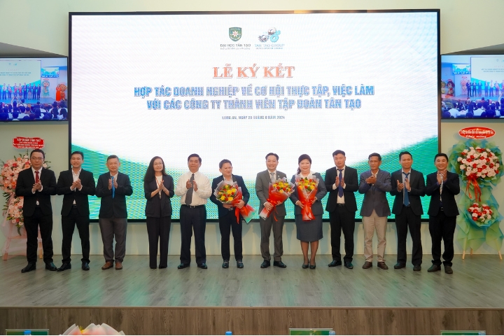 University-Business model: Expanding internship and employment opportunities for students 5 Dai hoc Tan Tao doanh nghiẹp