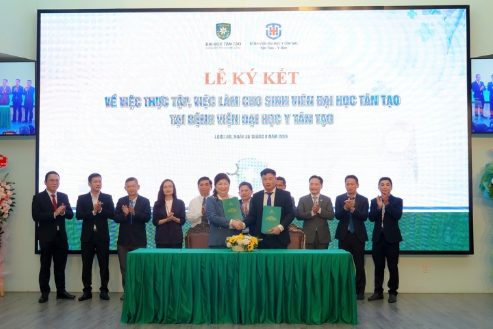University-Business model: Expanding internship and employment opportunities for students 4 Dai hoc Tan Tao ky ket doanh nghiep