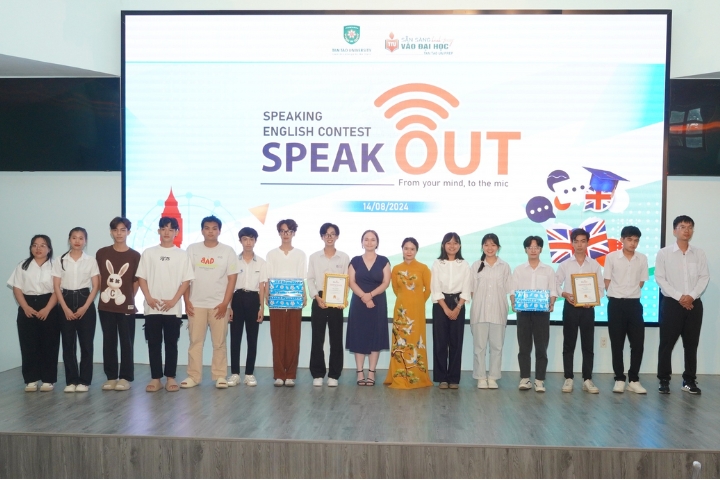 "English Speaking Contest - Speak Out": Marking the journey of personal development 7 Khoa hoc he Uniprep Dai hoc Tan Tao