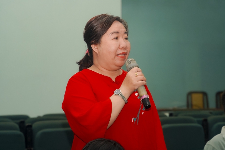 Phu huynh Dai hoc Tan Tao