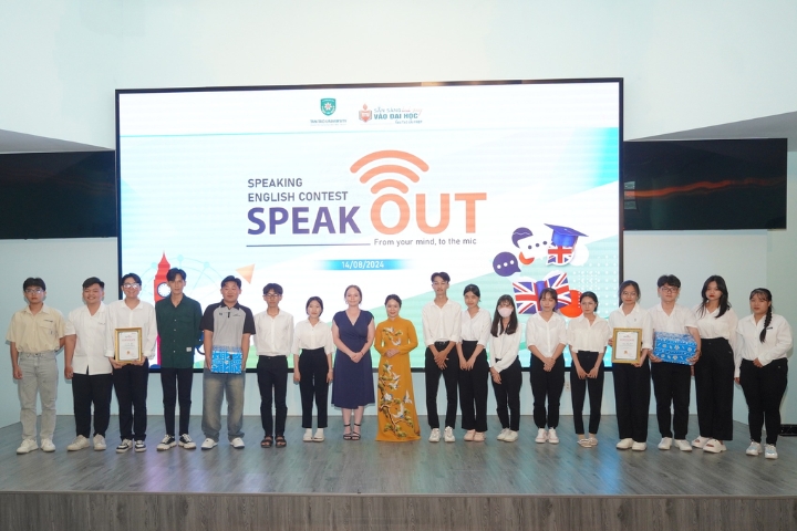 "English Speaking Contest - Speak Out": Marking the journey of personal development 8 Sinh vien tham gia Uniprep