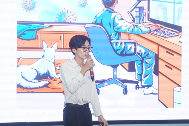 "English Speaking Contest - Speak Out": Marking the journey of personal development 3 Uniprep Dai hoc Tan Tao1