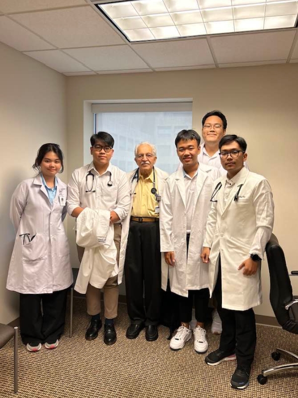 Clerkship in the United States of Vietnamese medical students 3 Y Khoa Dai hoc Tan Tao