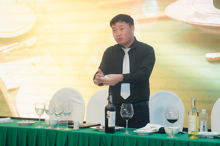 huong dan an uong lich su dai hoc tan tao