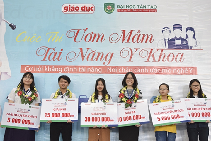 Official Launch of the "Nurturing Medical Talents" Competition for the 2024-2025 Academic Year 3 Dai hoc Tan Tao Khoa Y