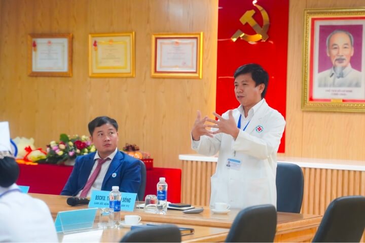 Đại học Tân Tạo tham quan, trao đổi hợp tác tại Bệnh viện Nhân dân 115 4 Dai hoc Tan Tao ky ket Benh vien 115