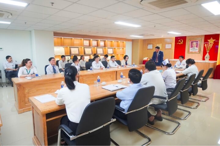 Đại học Tân Tạo tham quan, trao đổi hợp tác tại Bệnh viện Nhân dân 115 1 Dai hoc Tan Tao tham quan Benh vien Nhan dan 1151