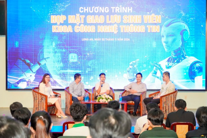 Họp mặt giao lưu sinh viên Khoa Công nghệ Thông tin 1 Cong nghe thong tin Dai hoc Tan Tao