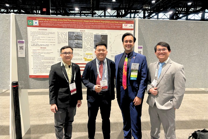 Tan Tao University Wins the Paul Dudley White International Scholar Award at the 2024 American Heart Association Conference (AHA 2024) 3 Khoa Y Dai hoc Tan Tao