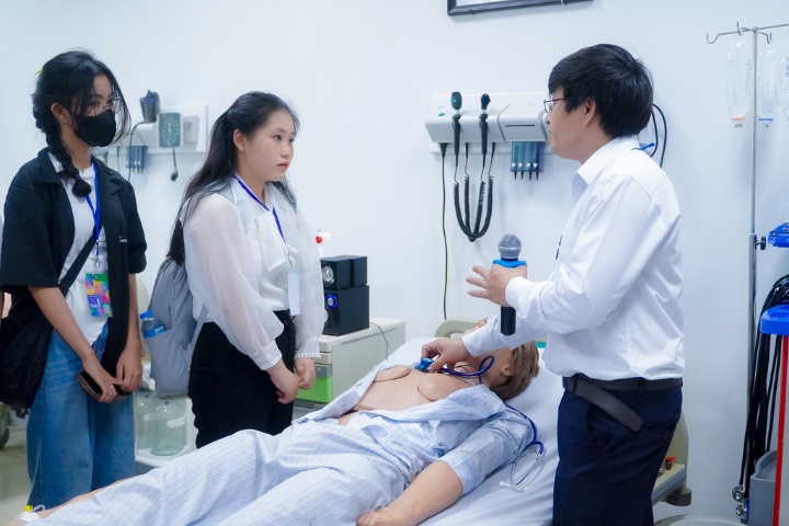 Open House 2025 – Trải nghiệm một ngày làm sinh viên trường Đại học Tân Tạo 5 Sinh vien Truong Dai hoc Tan Tao
