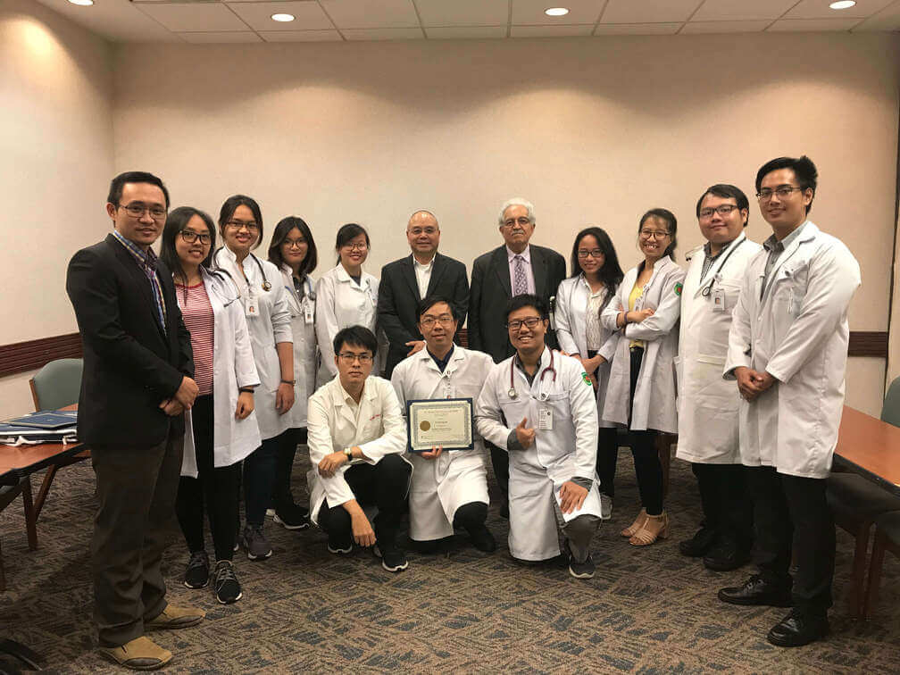 ĐẠI HỌC TÂN TẠO CÓ THÊM CỰU SINH VIÊN ĐẬU BÁC SĨ NỘI TRÚ HOA KỲ 2 Indiana Clerkship2018