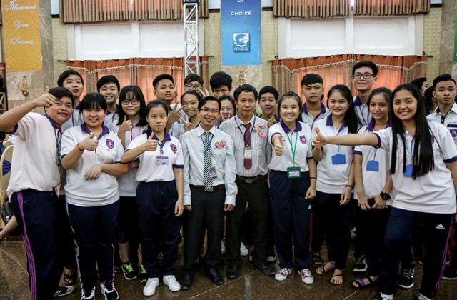 Ngay nha giao vn4