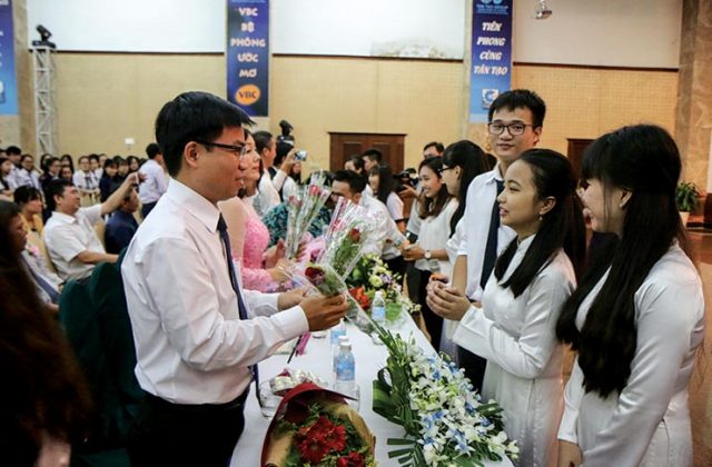 Ngay nha giao vn9