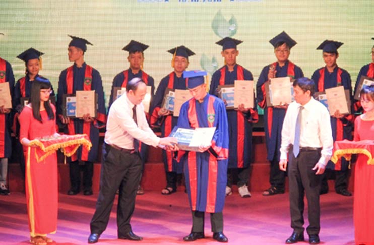 Giải thưởng Hoa Trạng nguyên: Phần thưởng cho những người trẻ xuất sắc