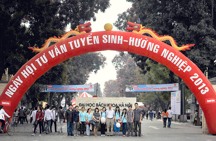TTU to University Enrollment Festival 2013 in Hanoi