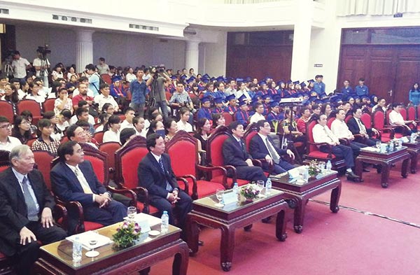 Đánh dấu chặng đường 12 năm vun trồng tài năng đất Việt