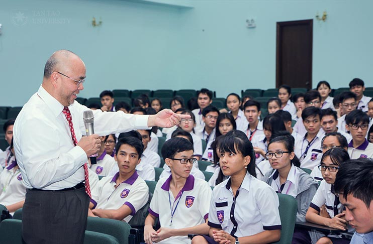 Prof. Thach Nguyen: “I will do my best together with President Dang Thi Hoang Yen to develop TTU according to the model of American Liberal Arts Education”