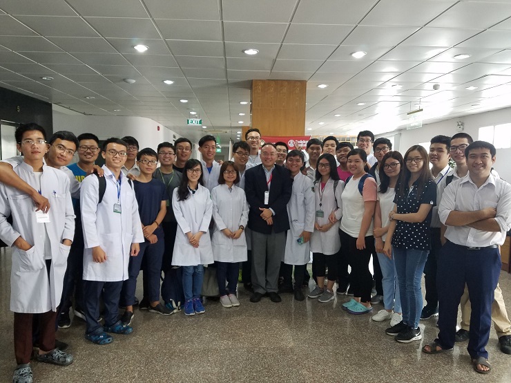 Report to Faculty, Students, and Parents of Students about the Activities of Tan Tao University in 2017