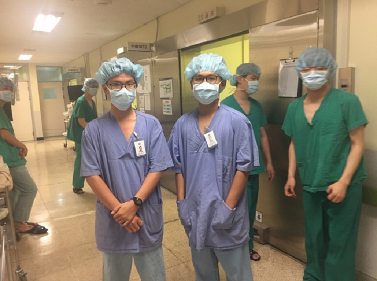 SUMMER 2018: CLERKSHIP IN THE U.S, Korea and with American Physicians in Vietnam