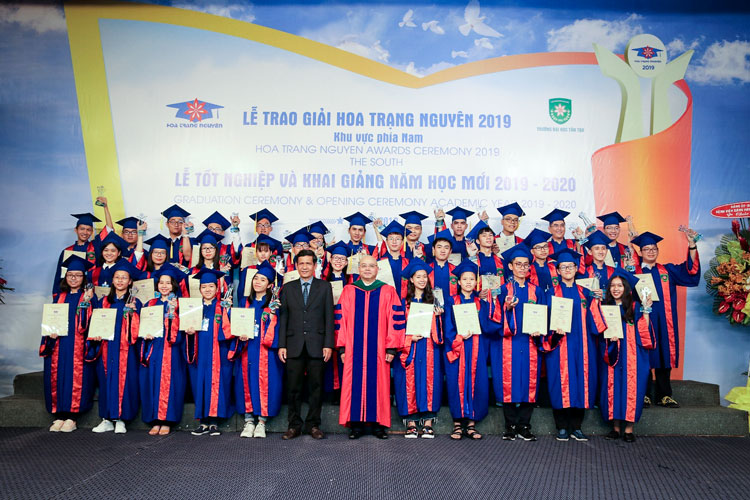 Hoa Trạng Nguyên – Giải thưởng cho nhân tài đất Việt