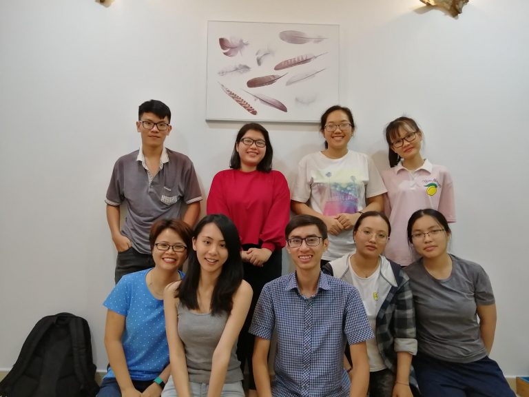 Chuyện về một người chị, cũng là một người thầy