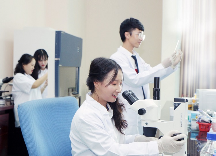 Quyết định cấp học bổng cho sinh viên TTU theo chính sách tuyển sinh – Học kỳ Mùa Xuân 2020