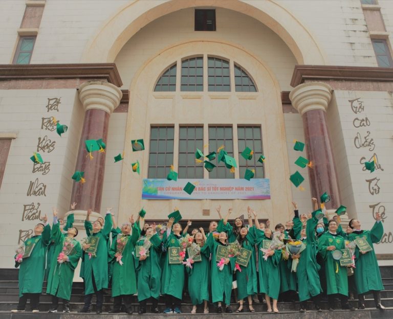 Tân cử nhân trường Đại học Tân Tạo có 3 công bố nghiên cứu khoa học uy tín quốc tế