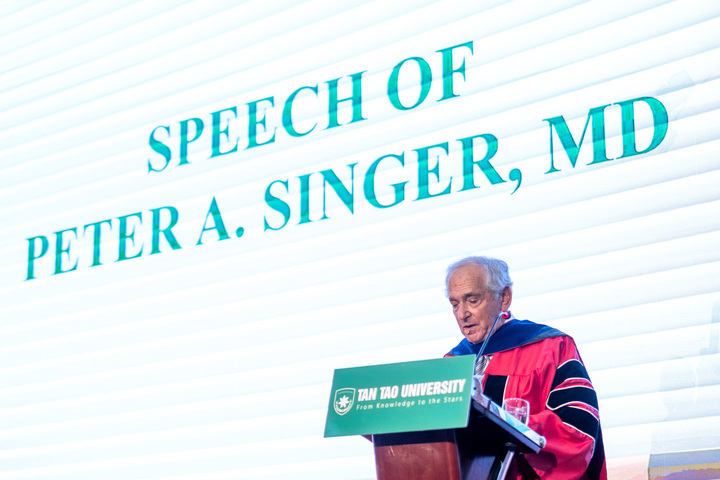 Professor – Doctor Peter Singer: “If I save just one life during my career, all my efforts will be worth it”