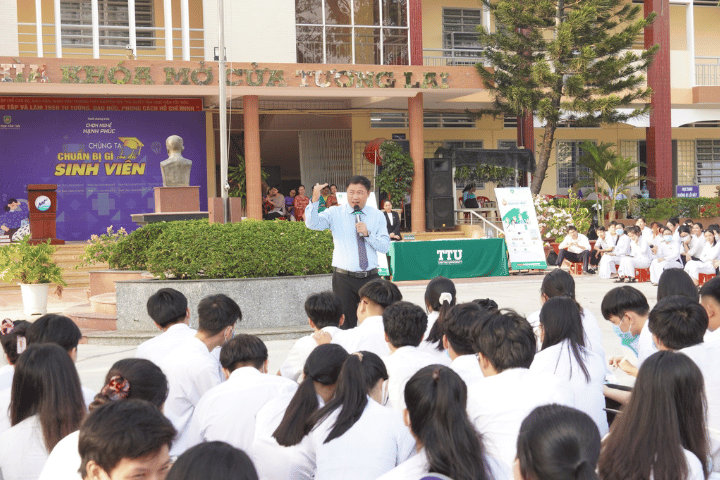Hành trình chọn nghề hạnh phúc tại trường THPT Nguyễn Hữu Thọ